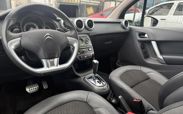 imagem-https://www.socarrao.com.br/sc-vehicle-images-prod/4270734/1791049332006-8460251_13_B_e6eeefcf2e.jpeg