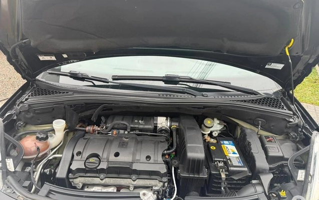 imagem-https://www.socarrao.com.br/sc-vehicle-images-prod/4270734/1791049332012-8460251_18_B_e4b7323ed9.jpeg