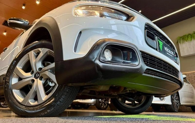 imagem-https://www.socarrao.com.br/sc-vehicle-images-prod/4270742/1791214599761-8540732_10_B_80d56e3f68.jpeg