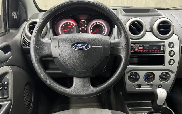 imagem-https://www.socarrao.com.br/sc-vehicle-images-prod/4270755/1791050109971-24_102504.jpg