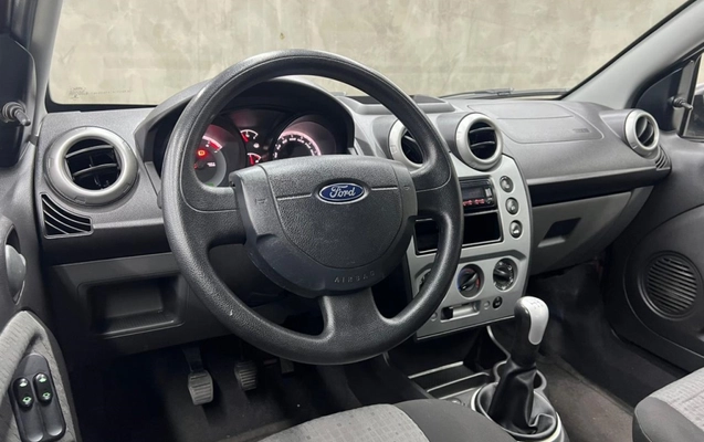 imagem-https://www.socarrao.com.br/sc-vehicle-images-prod/4270755/1791050109973-26_102504.jpg