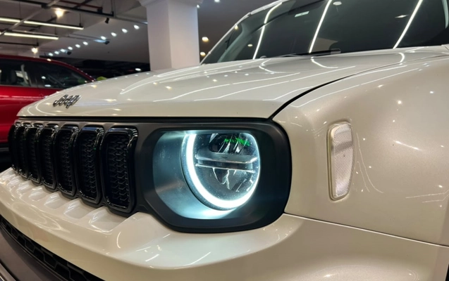 imagem-https://www.socarrao.com.br/sc-vehicle-images-prod/4270757/1791050111271-7_090605.jpg