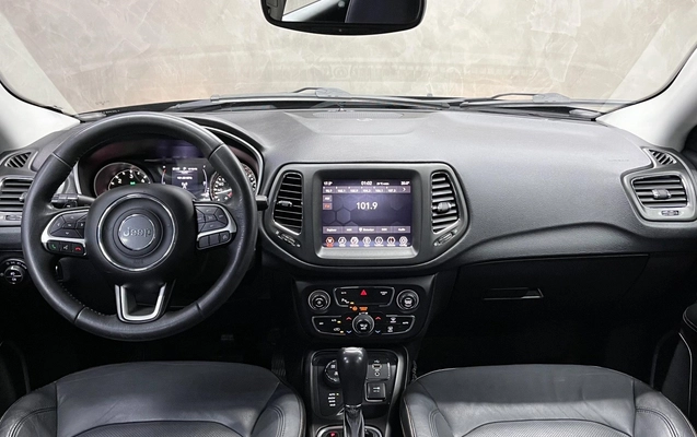imagem-https://www.socarrao.com.br/sc-vehicle-images-prod/4270767/1791050115532-14_041546.jpg