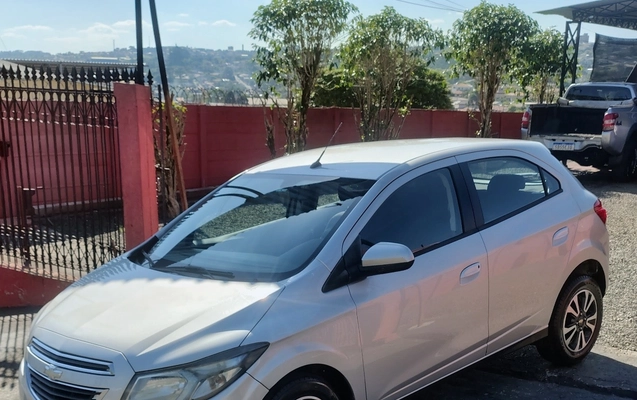 imagem-https://www.socarrao.com.br/sc-vehicle-images-prod/4270770/1791050219651-SU1HXzIwMjYwOTI2XzE1MTE0NDA5MV9IRFJ-Mi5qcGc.jpg