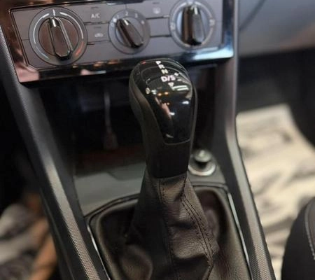 imagem-https://www.socarrao.com.br/sc-vehicle-images-prod/4270771/1791050254514-8541804_9_B_89ee80b164.jpeg