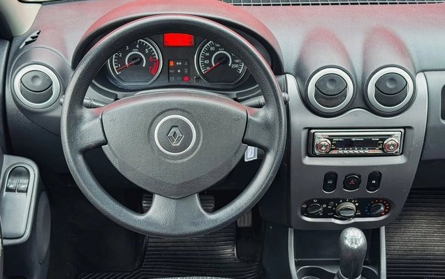 imagem-https://www.socarrao.com.br/sc-vehicle-images-prod/4270776/1791050963306-0fb3d43e-5046-4466-969a-ae925e44cb31.jpg