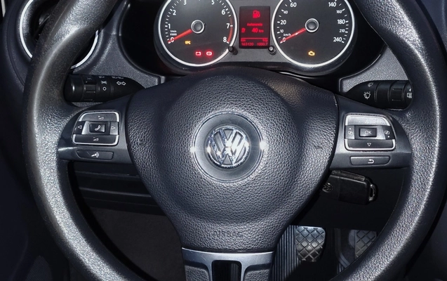 imagem-https://www.socarrao.com.br/sc-vehicle-images-prod/4270786/1791051196583-SU1HXzIwMjYwODI2XzE4MTY1NTI4N34yLmpwZw.jpg