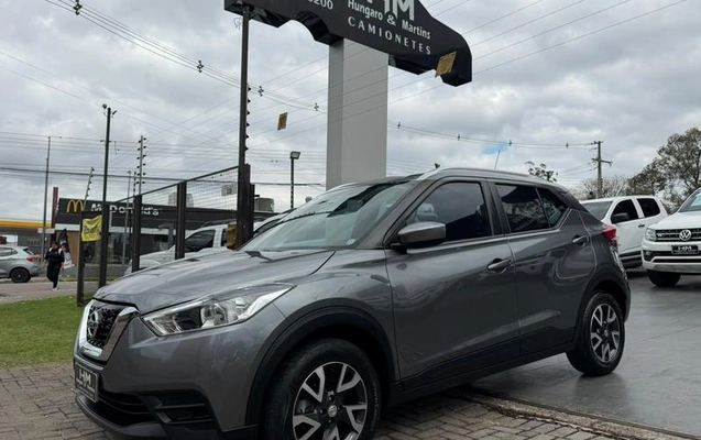 imagem-https://www.socarrao.com.br/sc-vehicle-images-prod/4270790/1791051576233-8541869_8_B_64abba3e9d.jpeg