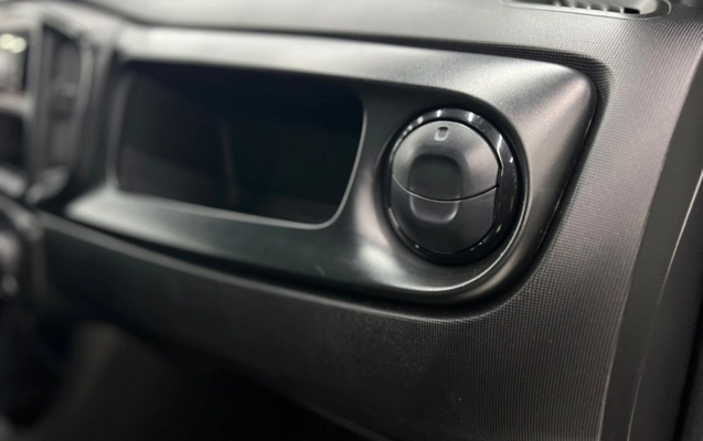 imagem-https://www.socarrao.com.br/sc-vehicle-images-prod/4270799/1791051968711-31_100408.jpg