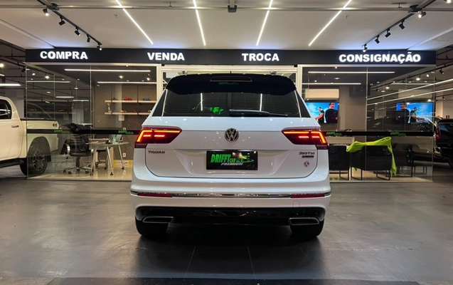 imagem-https://www.socarrao.com.br/sc-vehicle-images-prod/4270802/1791051970182-14_122124.jpg