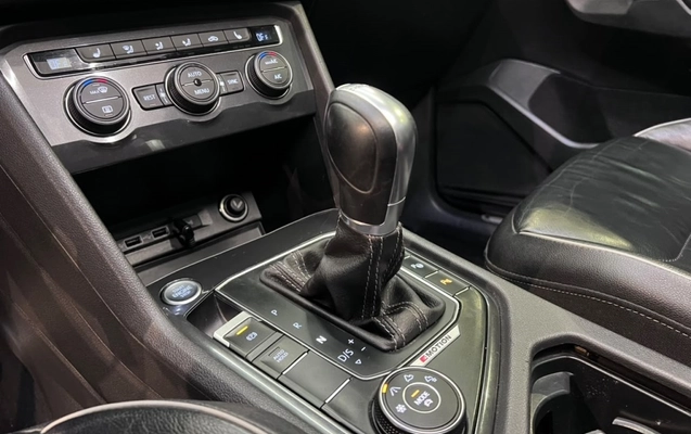 imagem-https://www.socarrao.com.br/sc-vehicle-images-prod/4270802/1791051970184-2_122124.jpg