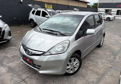 Honda Fit 2013 Prata — foto 1 de 3