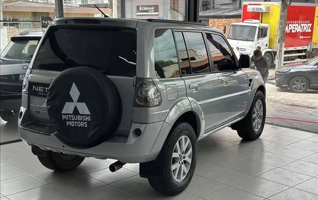 imagem-https://www.socarrao.com.br/sc-vehicle-images-prod/4270818/1791052746713-NMH-0547_04.jpg