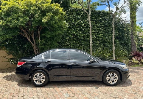 Honda Accord 2011 Preto — foto 1 de 3