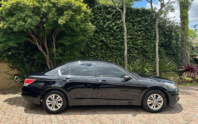 imagem-https://www.socarrao.com.br/sc-vehicle-images-prod/4270838/1791053827252-7553834_1_B_6538dd98bd.jpeg
