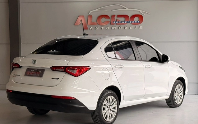 imagem-https://www.socarrao.com.br/sc-vehicle-images-prod/4270851/1791054944299-3fd0f3b495d344d0834fe36ba84b5b43_1791054848230.jpg