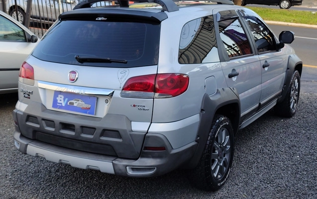 imagem-https://www.socarrao.com.br/sc-vehicle-images-prod/4270855/1791054979459-SU1HXzIwMjYwMzAzXzE3NTI1NTc5OF9IRFIuanBn.jpg