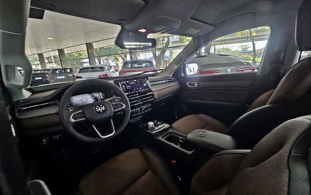 imagem-https://www.socarrao.com.br/sc-vehicle-images-prod/4270859/1791310633363-nNfLbsFmcKCyYgzFt3LupNbCtCMn7vYv.jpg