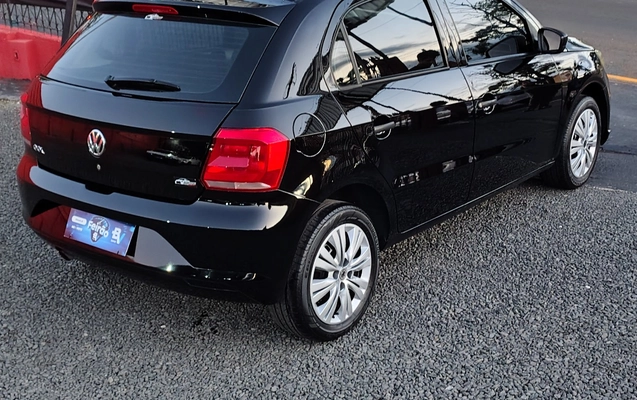 imagem-https://www.socarrao.com.br/sc-vehicle-images-prod/4270875/1791056503326-SU1HXzIwMjUxMTE4XzE4NTgyNjIxNV9IRFIuanBn.jpg