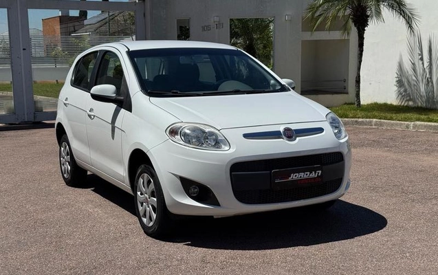 imagem-https://www.socarrao.com.br/sc-vehicle-images-prod/4271030/1791063258627-8542054_14_B_048f152916.jpeg