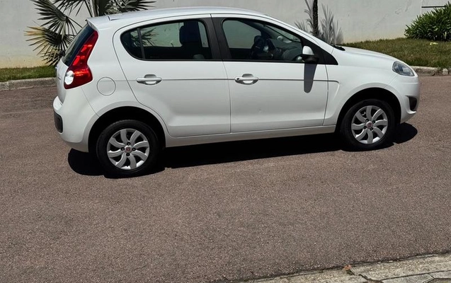 imagem-https://www.socarrao.com.br/sc-vehicle-images-prod/4271030/1791063258635-8542054_14_B_68dddfe00a.jpeg