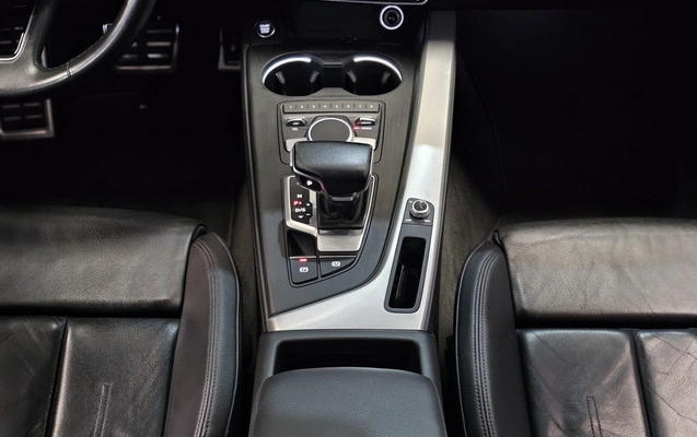 imagem-https://www.socarrao.com.br/sc-vehicle-images-prod/4271040/1791059829518-1_054528.jpg