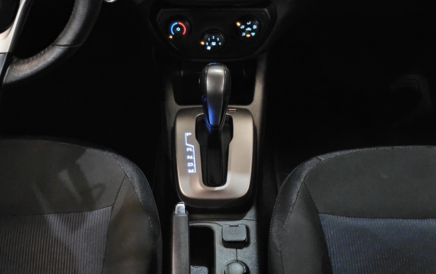 imagem-https://www.socarrao.com.br/sc-vehicle-images-prod/4271041/1791059916938-1_055008.jpg