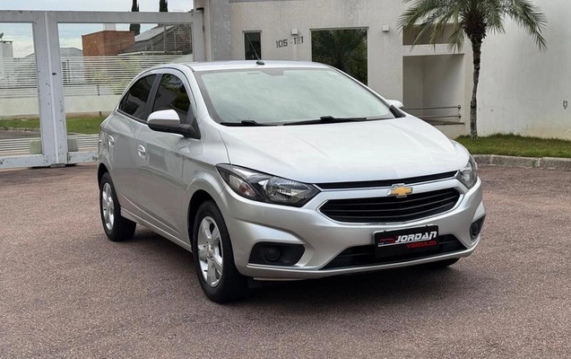 imagem-https://www.socarrao.com.br/sc-vehicle-images-prod/4271043/1791064053975-8542070_18_B_bcd93fdab7.jpeg