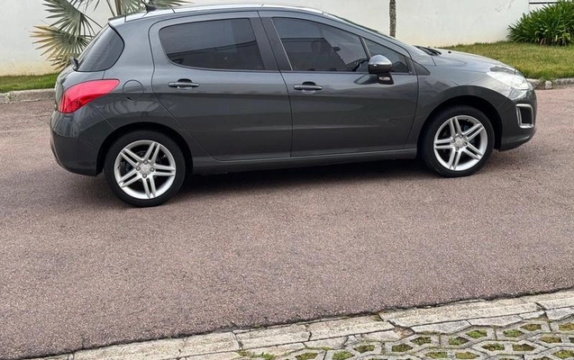 imagem-https://www.socarrao.com.br/sc-vehicle-images-prod/4271046/1791064059696-8542071_5_B_fd0dbb893d.jpeg