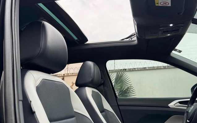 imagem-https://www.socarrao.com.br/sc-vehicle-images-prod/4271054/1791063606371-8542075_5_B_29796cebc9.jpeg