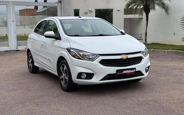imagem-https://www.socarrao.com.br/sc-vehicle-images-prod/4271056/1791063155665-8542077_17_B_e908520b37.jpeg