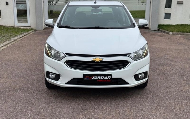 imagem-https://www.socarrao.com.br/sc-vehicle-images-prod/4271056/1791063155667-8542077_12_B_9b26a5908c.jpeg