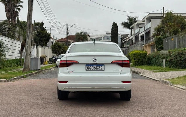 imagem-https://www.socarrao.com.br/sc-vehicle-images-prod/4271057/1791064065475-8542082_11_B_bb8298db72.jpeg