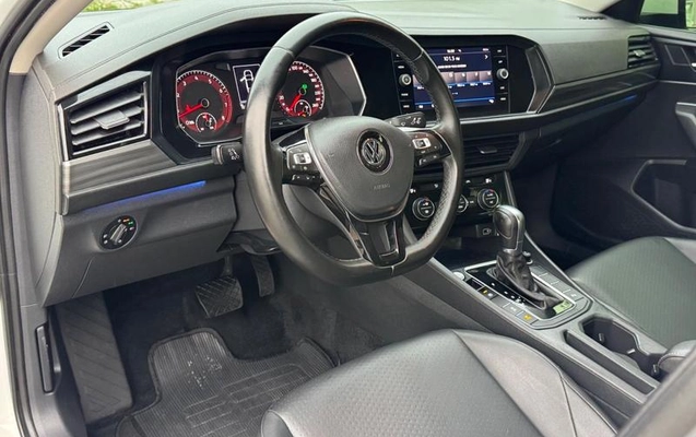 imagem-https://www.socarrao.com.br/sc-vehicle-images-prod/4271057/1791064065479-8542082_9_B_92dd8a5c31.jpeg