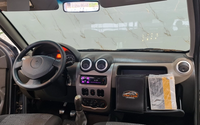 imagem-https://www.socarrao.com.br/sc-vehicle-images-prod/4271063/1791244639421-OC5qcGc.jpg