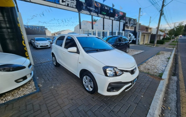 imagem-https://www.socarrao.com.br/sc-vehicle-images-prod/4271064/1791061950222-vehicle_image_1791061904_94471cd8dad8063a3b8bb5af32536b41.jpeg