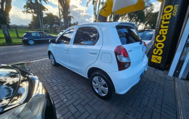imagem-https://www.socarrao.com.br/sc-vehicle-images-prod/4271064/1791061950225-vehicle_image_1791061908_12623b7ec2bcb666c9be5bb13bc246f4.jpeg