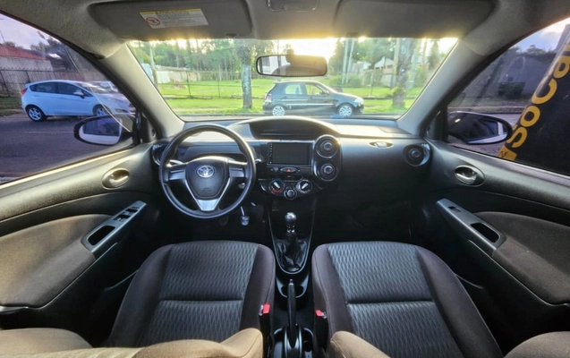 imagem-https://www.socarrao.com.br/sc-vehicle-images-prod/4271064/1791061950228-vehicle_image_1791061910_613e8840e268903043d48d3379e09b97.jpeg