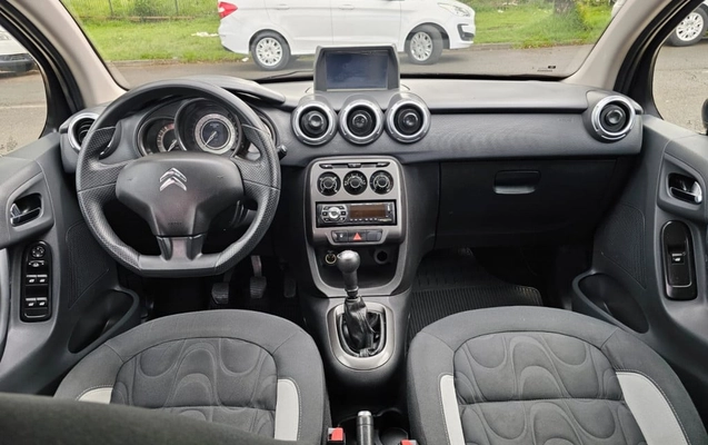 imagem-https://www.socarrao.com.br/sc-vehicle-images-prod/4271069/1791062484285-vehicle_image_1791062417_447c27e9a39f9aae94cb8520e511bec8.jpeg