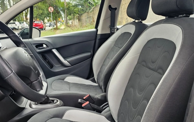 imagem-https://www.socarrao.com.br/sc-vehicle-images-prod/4271069/1791062484286-vehicle_image_1791062418_24e90bf0243a77ee3cf050fdee5a76dc.jpeg