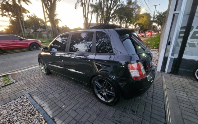 imagem-https://www.socarrao.com.br/sc-vehicle-images-prod/4271075/1791063450338-vehicle_image_1791063417_8e6a6e3646914aa713665251141d496a.jpeg