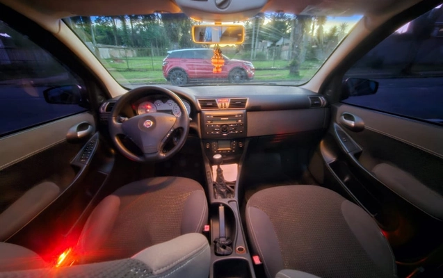 imagem-https://www.socarrao.com.br/sc-vehicle-images-prod/4271075/1791063450340-vehicle_image_1791063419_8b81dd50ffda64b9cbb13497b7d14f55.jpeg