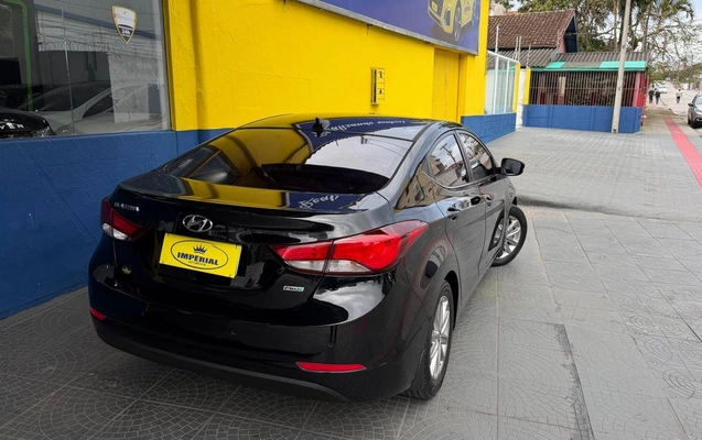 imagem-https://www.socarrao.com.br/sc-vehicle-images-prod/4271086/1791067742624-2f415b509cdb4e80ad3b9f256d37e5b0_1791066297734.jpg