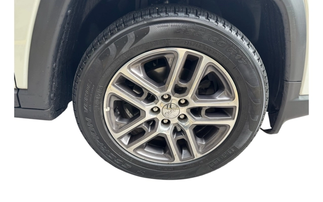 imagem-https://www.socarrao.com.br/sc-vehicle-images-prod/4271095/1791067852214-qZkFkmZhWTmrmnmkLtGSiBsAMx14AJUo.jpg