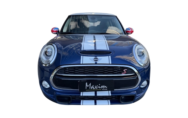 imagem-https://www.socarrao.com.br/sc-vehicle-images-prod/4271097/1791067869723-X0Wmg18yis7CuzD90IpkjU4xleZCH9IZ.jpg