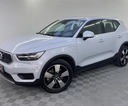 Volvo XC40 2022 Cinza — foto 1 de 3