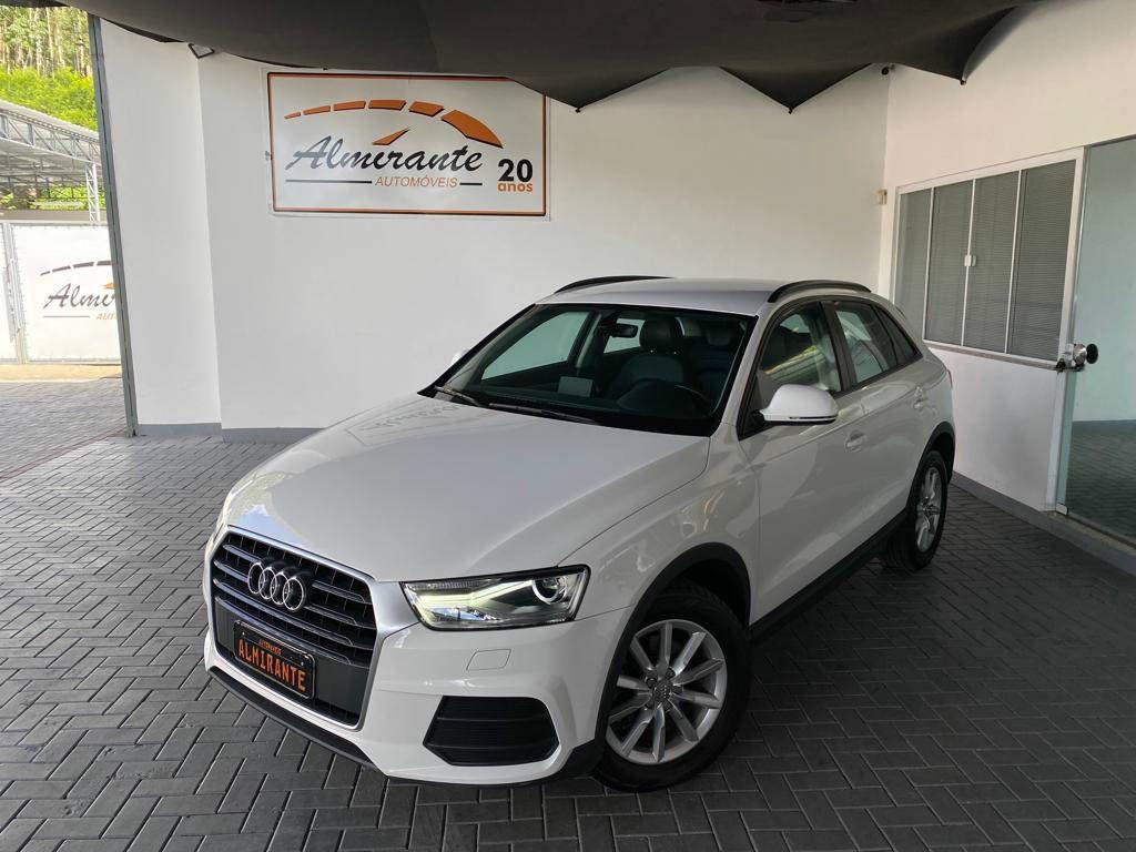 Audi Q3 1.4 TFSI/TFSI Flex S-tronic 5p na cor Branco em Blumenau / SC - 42736