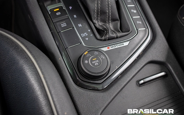 imagem-https://www.socarrao.com.br/sc-vehicle-images-prod/4274240/1791127908156-003_9490b14aebfb7838640da1ad8e681fd3.jpg