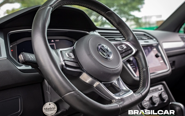 imagem-https://www.socarrao.com.br/sc-vehicle-images-prod/4274240/1791127908264-003_7310654f93c386bd6a3500ef88963dd4.jpg