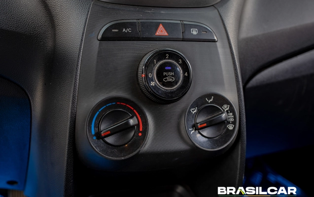 imagem-https://www.socarrao.com.br/sc-vehicle-images-prod/4274326/1791134995951-003_df71970f77aee67c71df8ec440a5b1b5.jpg